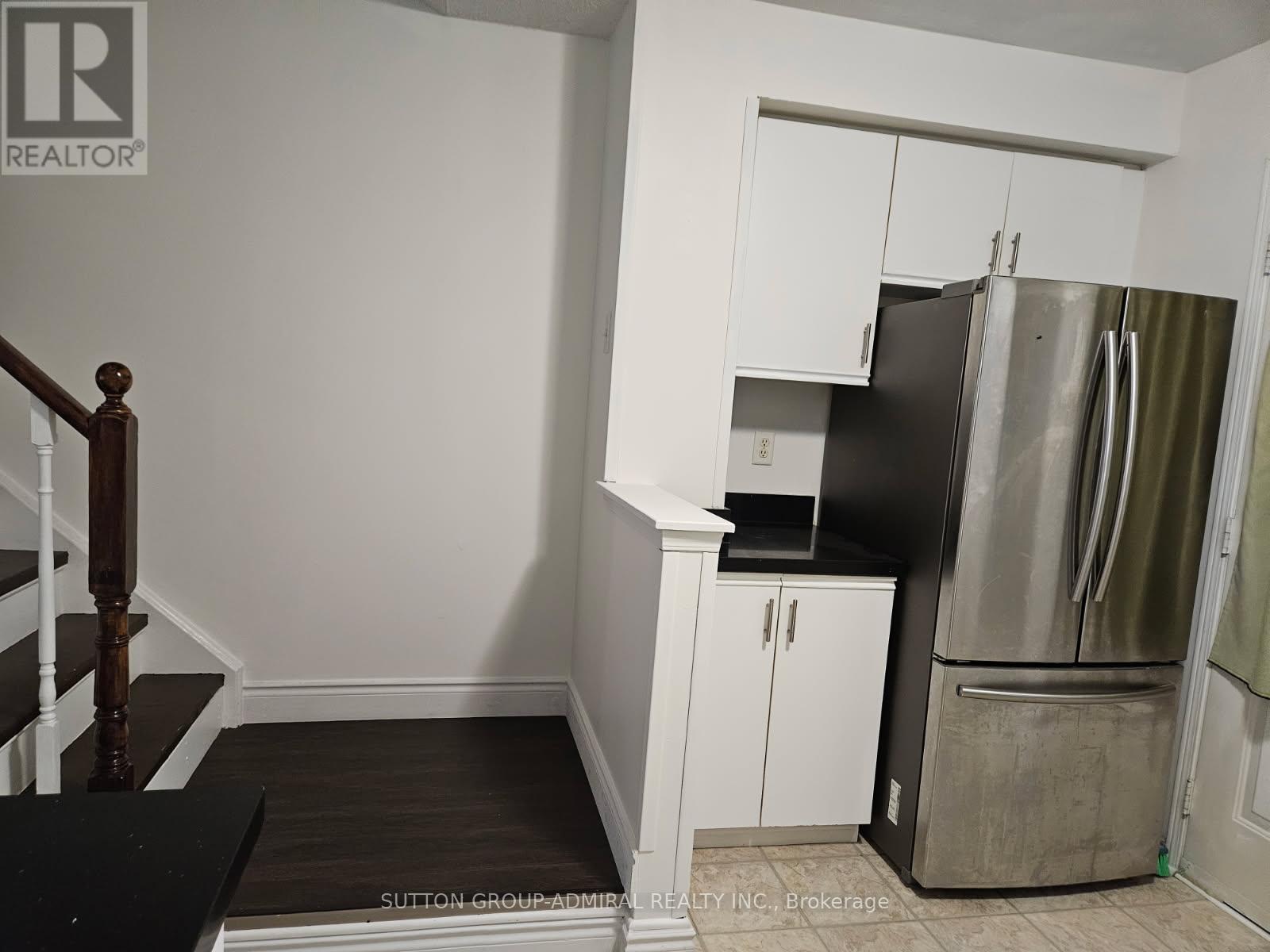 105 - 2 Hedge End Road, Toronto, Ontario  M1B 5Z8 - Photo 4 - E12481908