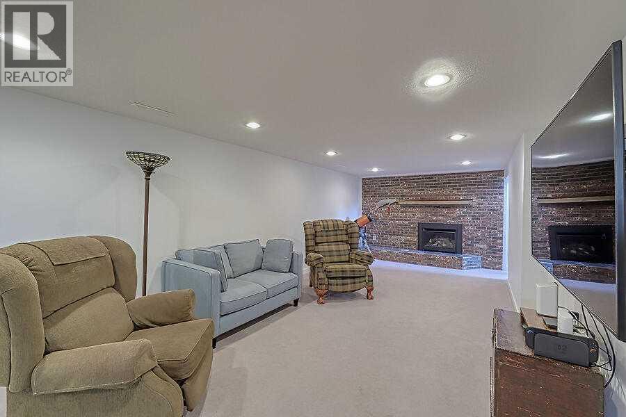 51 Hollyburn Road Sw, Calgary, Alberta  T2V 3H2 - Photo 23 - A2234016