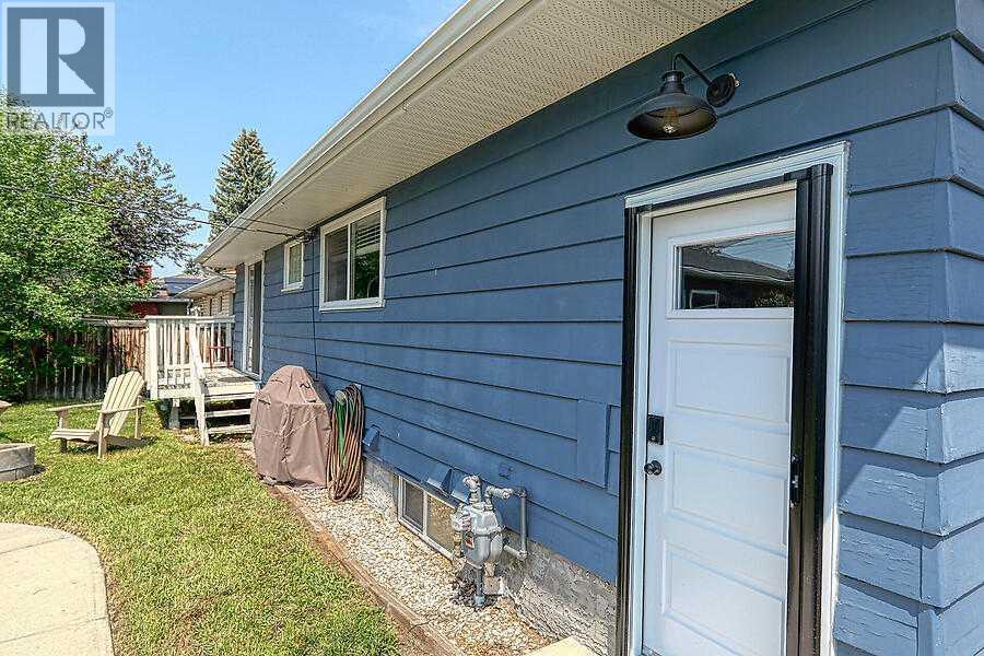 51 Hollyburn Road Sw, Calgary, Alberta  T2V 3H2 - Photo 31 - A2234016