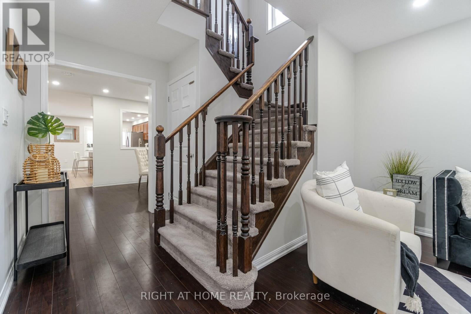 898 Philbrook Drive, Milton, Ontario  L9T 5A5 - Photo 22 - W12481911