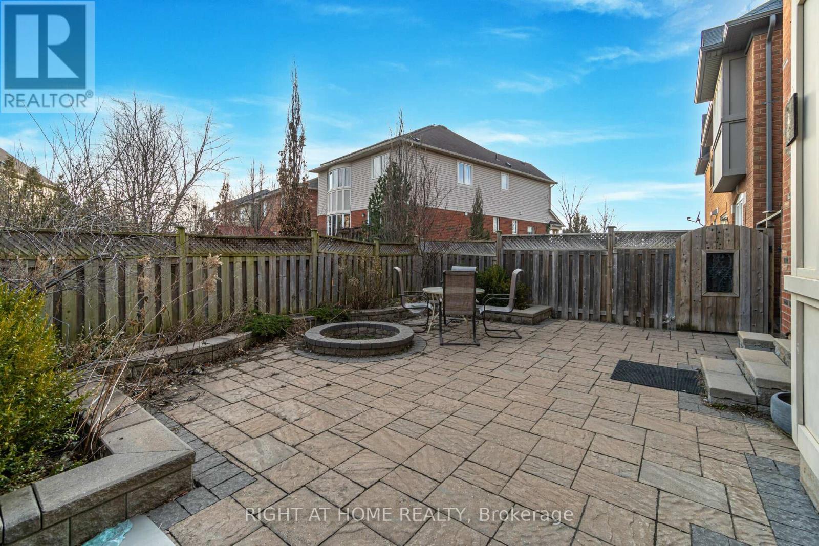 898 Philbrook Drive, Milton, Ontario  L9T 5A5 - Photo 40 - W12481911