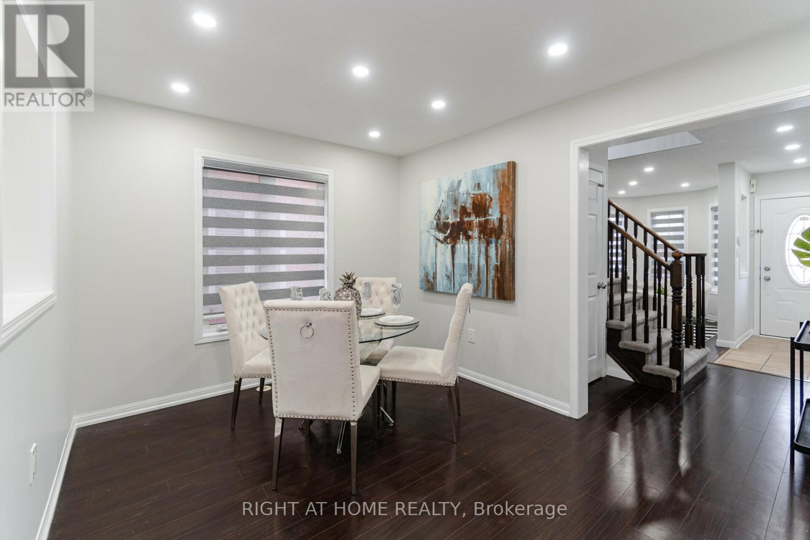 898 Philbrook Drive, Milton, Ontario  L9T 5A5 - Photo 9 - W12481911