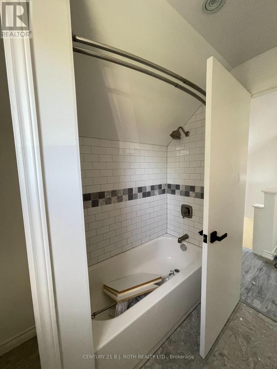 6 Stone Street, Springwater, Ontario  L0L 1P0 - Photo 10 - S12453098