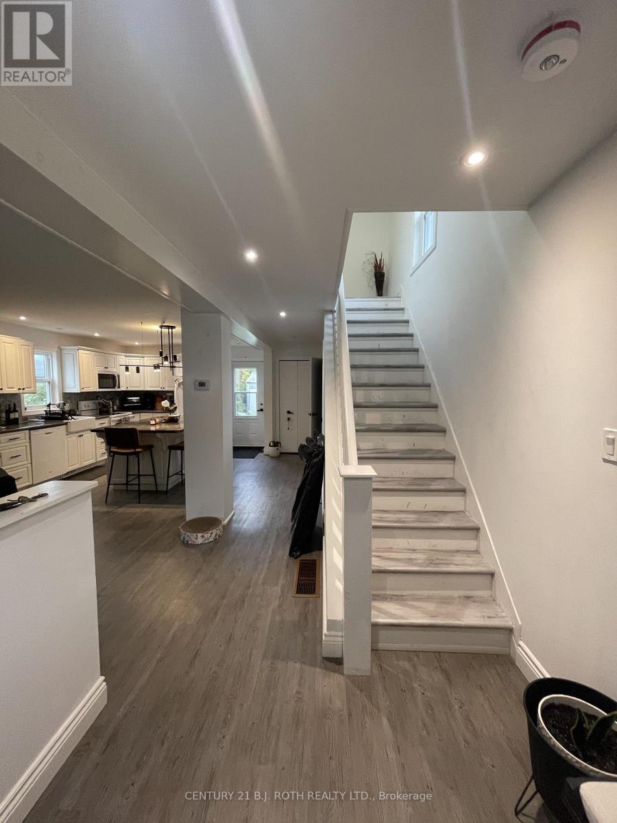 6 Stone Street, Springwater, Ontario  L0L 1P0 - Photo 2 - S12453098