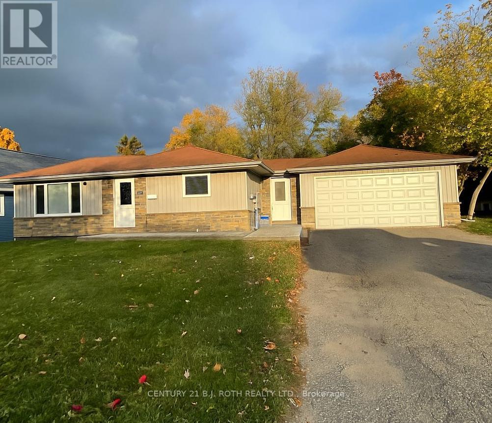 225 COX MILL ROAD, Barrie, Ontario