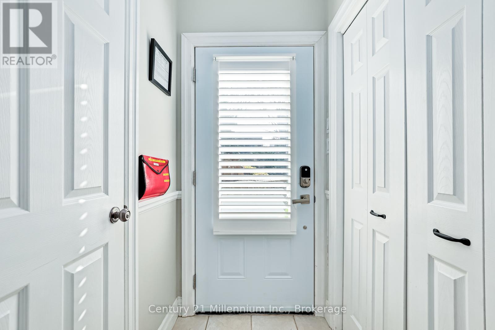 120 - 184 Snowbridge Way, Blue Mountains, Ontario  L9Y 3Z2 - Photo 21 - X12481258