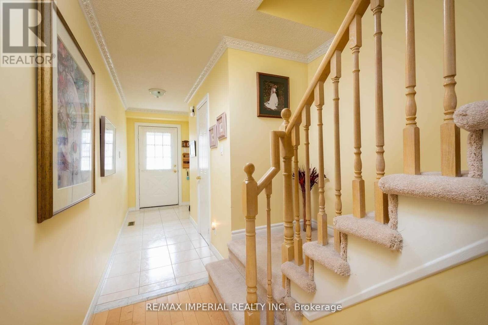53, Upper Room 2 - 2955 Thomas Street, Mississauga, Ontario  L5M 6A9 - Photo 3 - W12481916