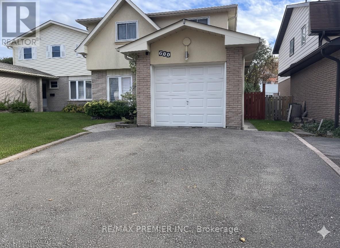 600 Stonebridge Lane, Pickering, Ontario  L1W 3B3 - Photo 3 - E12479699