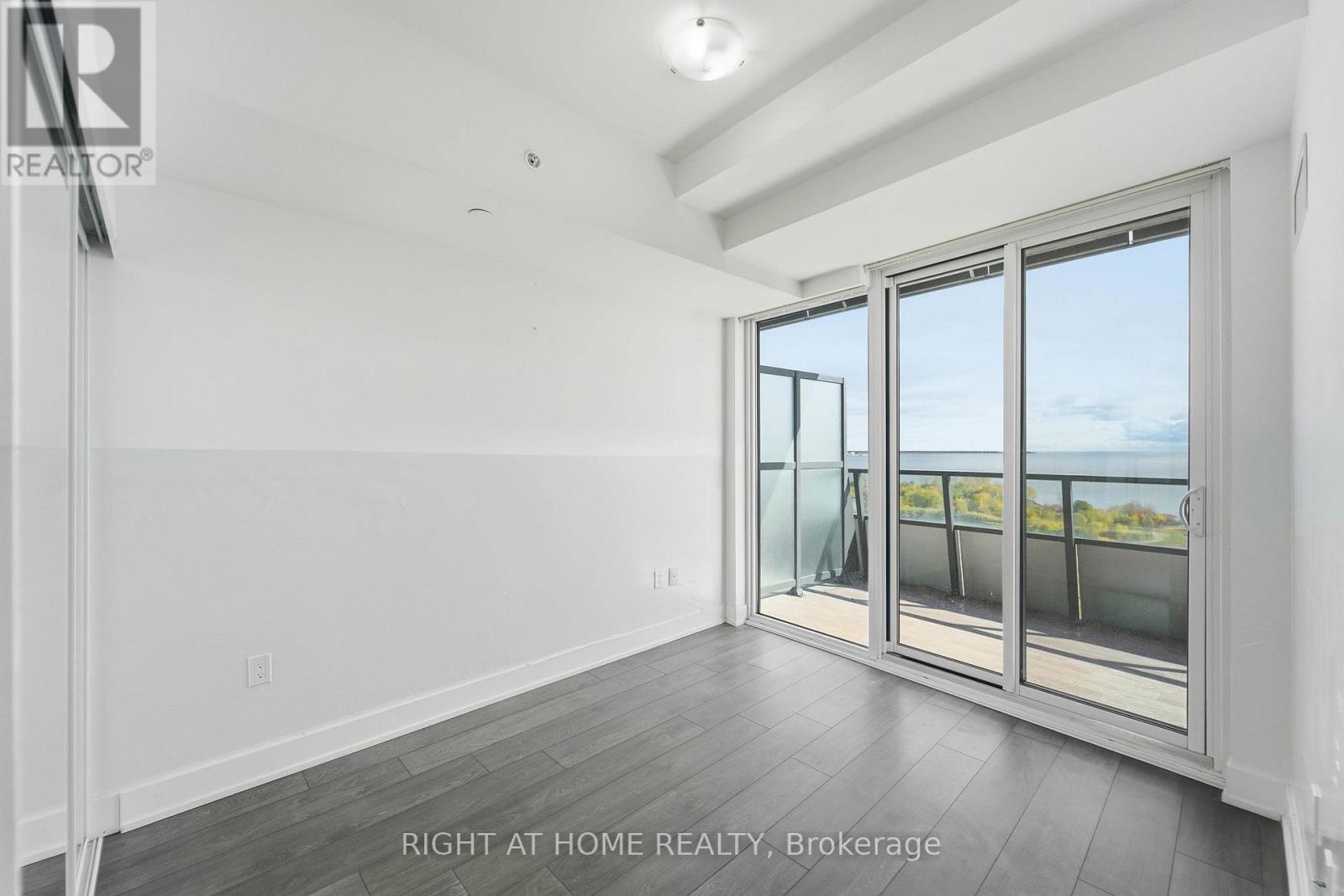 1208 - 20 Shore Breeze Drive, Toronto, Ontario  M8V 0C7 - Photo 6 - W12479994