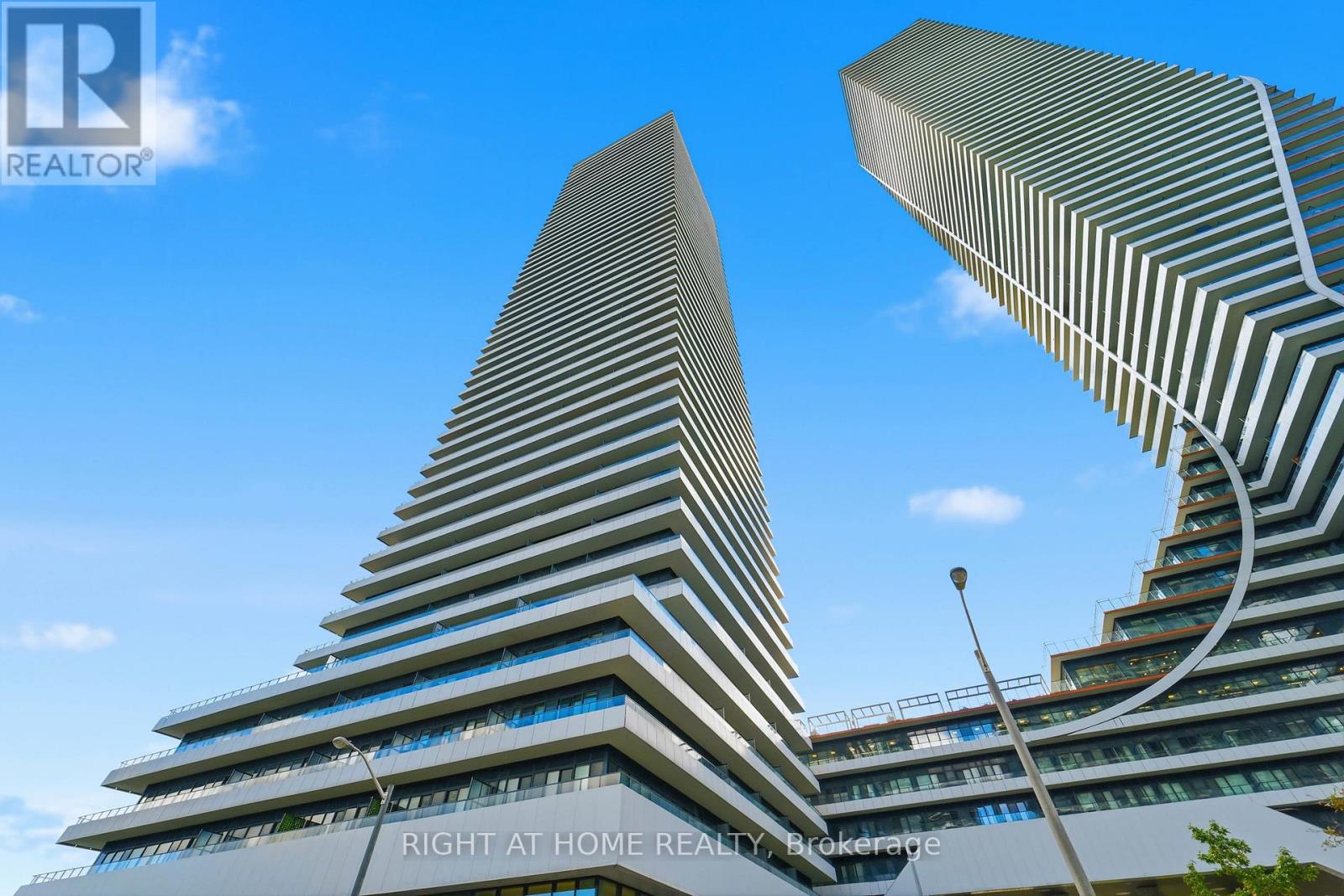 1208 - 20 SHORE BREEZE DRIVE, Toronto, Ontario