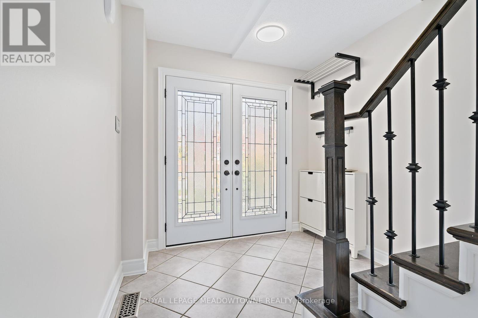 128 Dominion Gardens Drive, Halton Hills (Georgetown), Ontario  L7G 6B6 - Photo 43 - W12480194