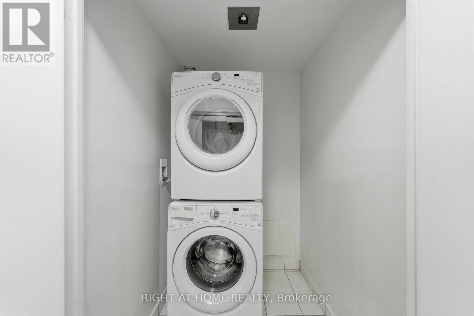 1208 - 20 Shore Breeze Drive, Toronto, Ontario  M8V 0C7 - Photo 14 - W12479994