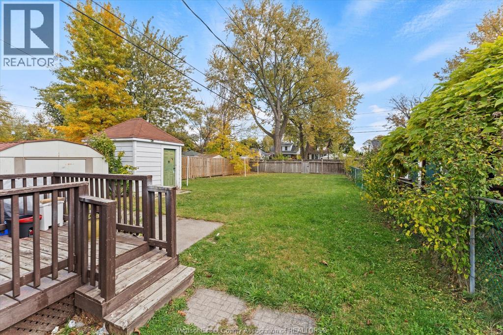 1922 Aubin, Windsor, Ontario  N8W 4L3 - Photo 4 - 25027103
