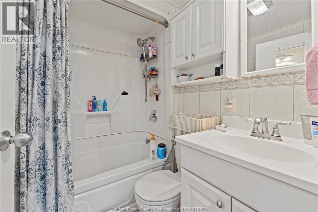 1922 Aubin, Windsor, Ontario  N8W 4L3 - Photo 15 - 25027103