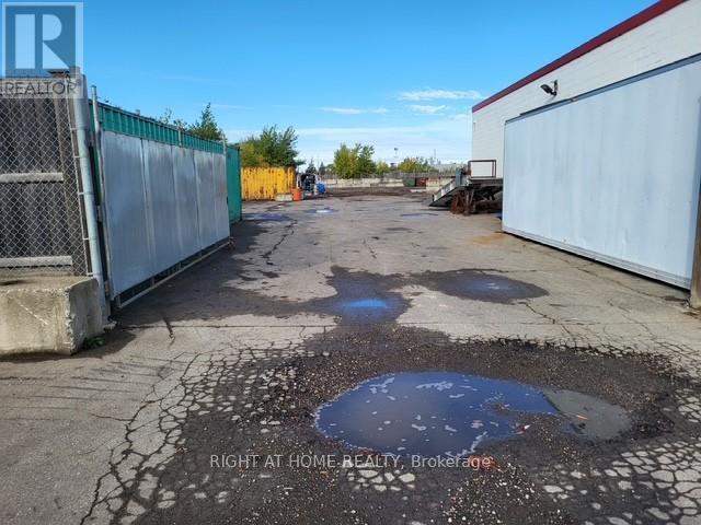 25 Covington Street, Hamilton, Ontario  L8E 2Y4 - Photo 6 - X12475423