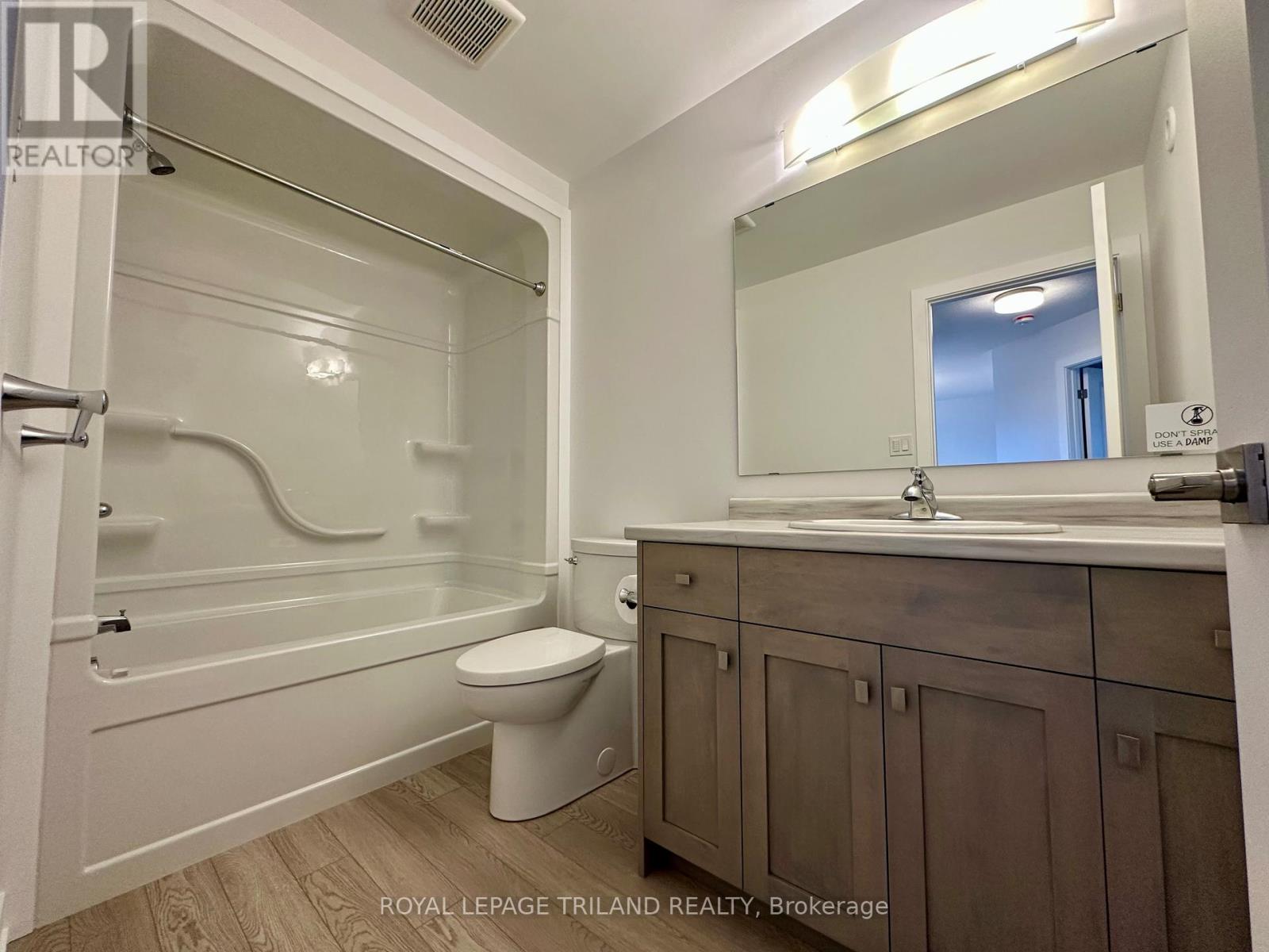 143 Styles Drive, St. Thomas, Ontario  N5R 0R1 - Photo 10 - X12291353