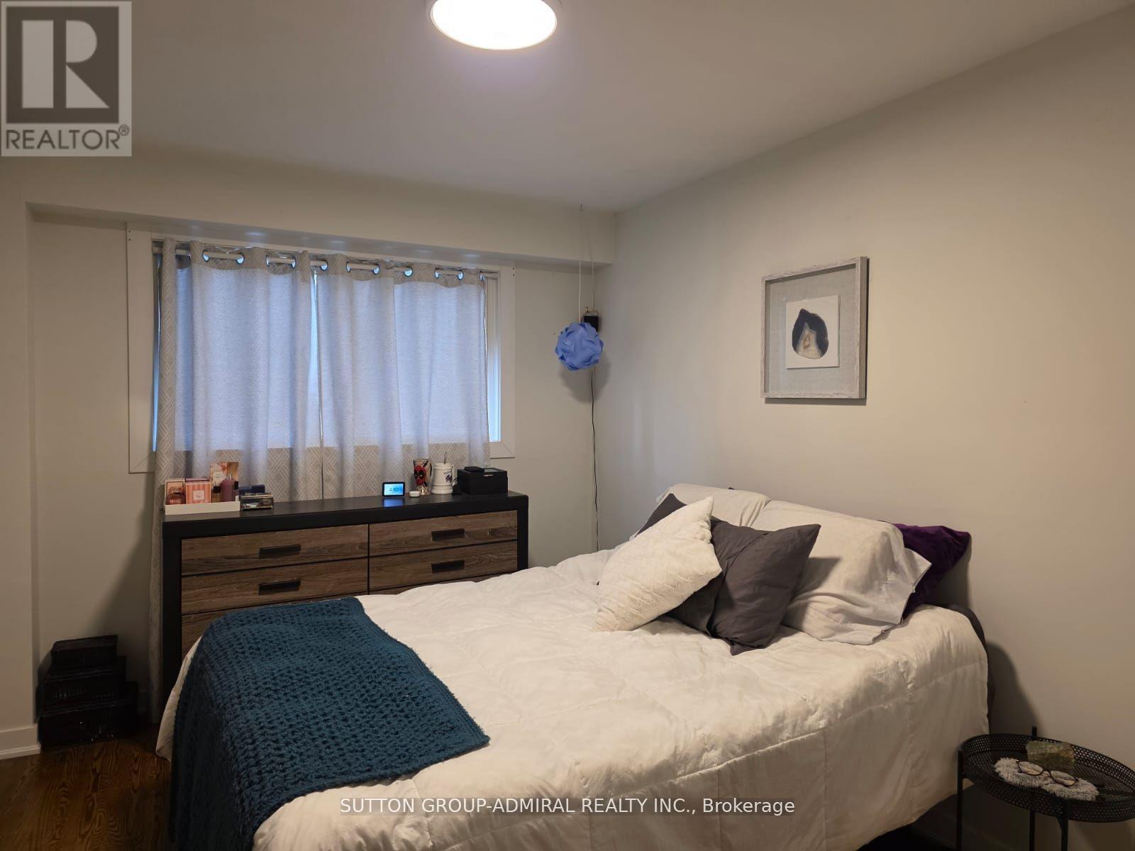 Lower - 31 Jeffrey Street, Barrie, Ontario  L4M 5H5 - Photo 14 - S12481919