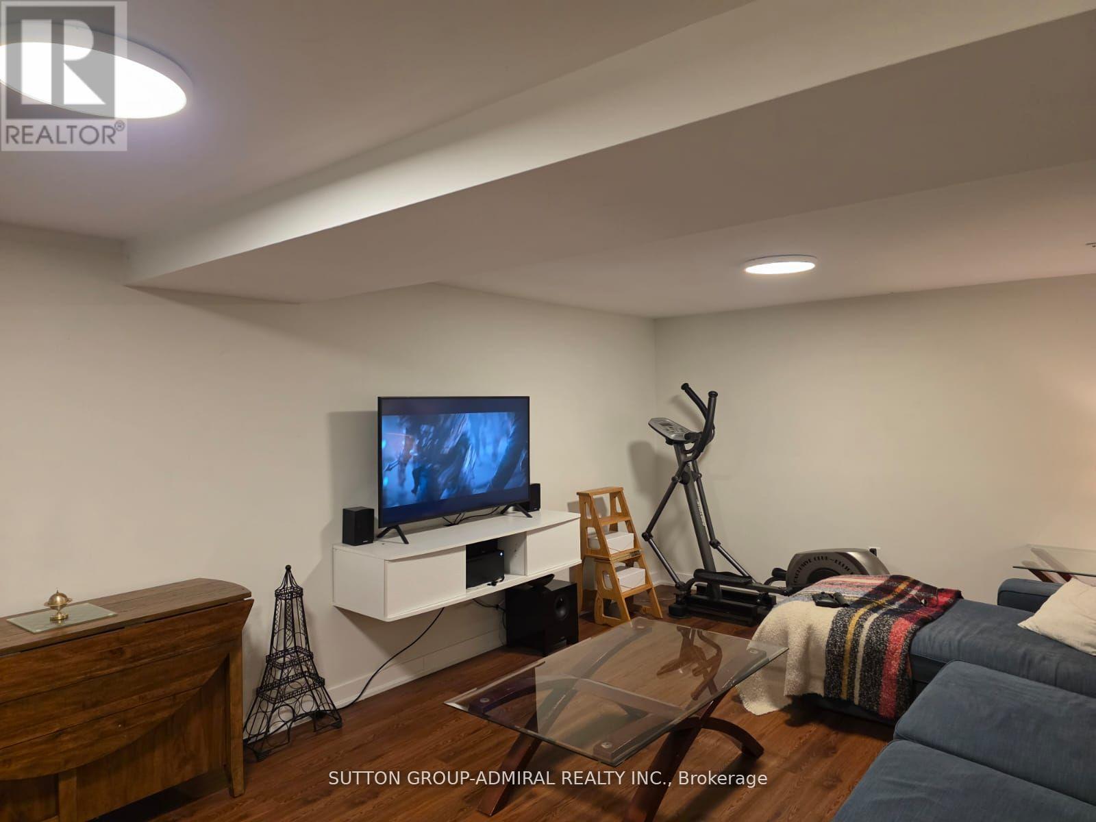 Lower - 31 Jeffrey Street, Barrie, Ontario  L4M 5H5 - Photo 17 - S12481919