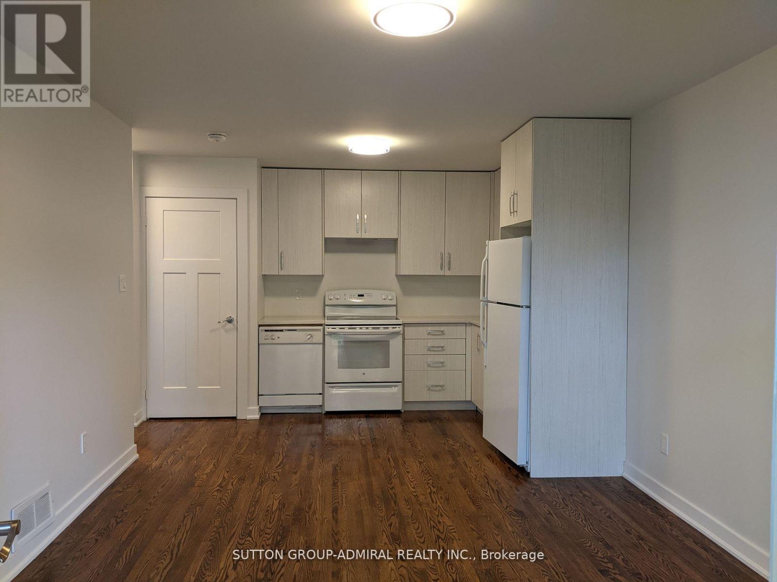 Lower - 31 Jeffrey Street, Barrie, Ontario  L4M 5H5 - Photo 7 - S12481919