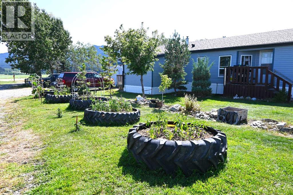 2513 3 Highway, Rural Pincher Creek No. 9, Alberta