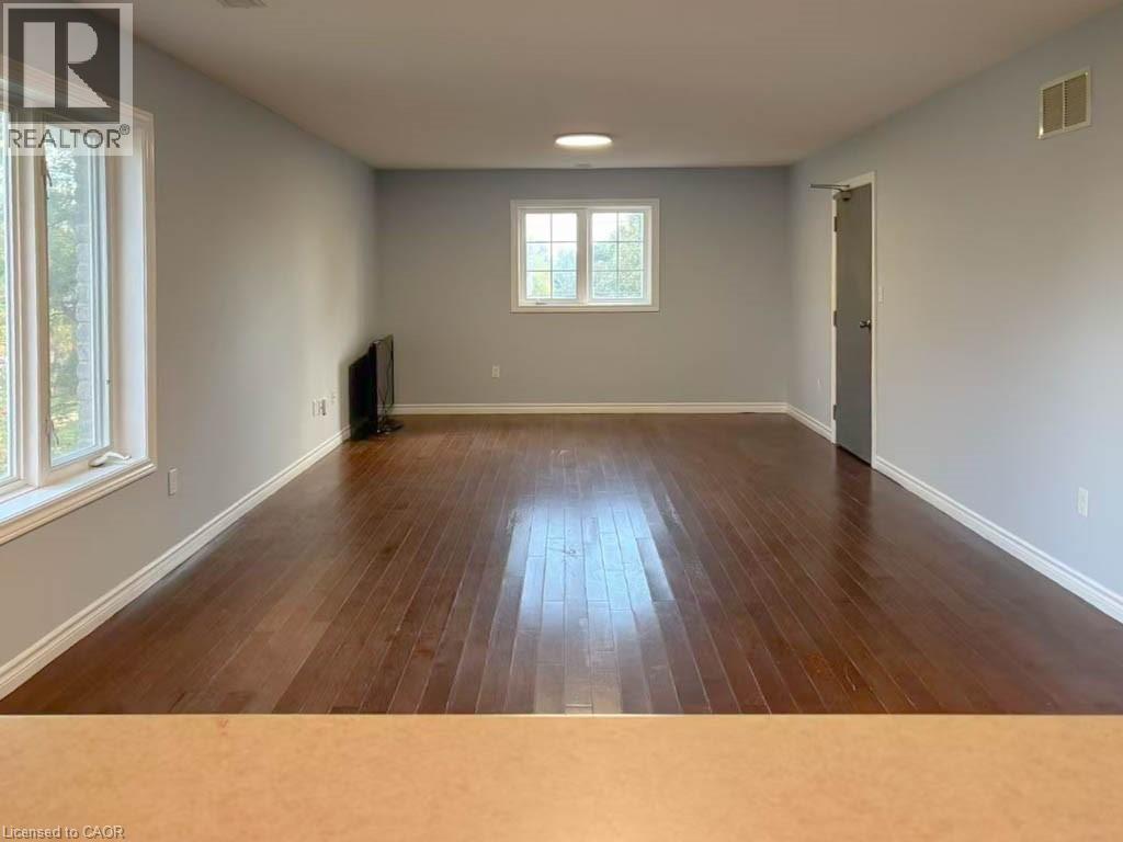 4405 Simcoe Street, Niagara Falls, Ontario  L2E 1T7 - Photo 32 - 40768874