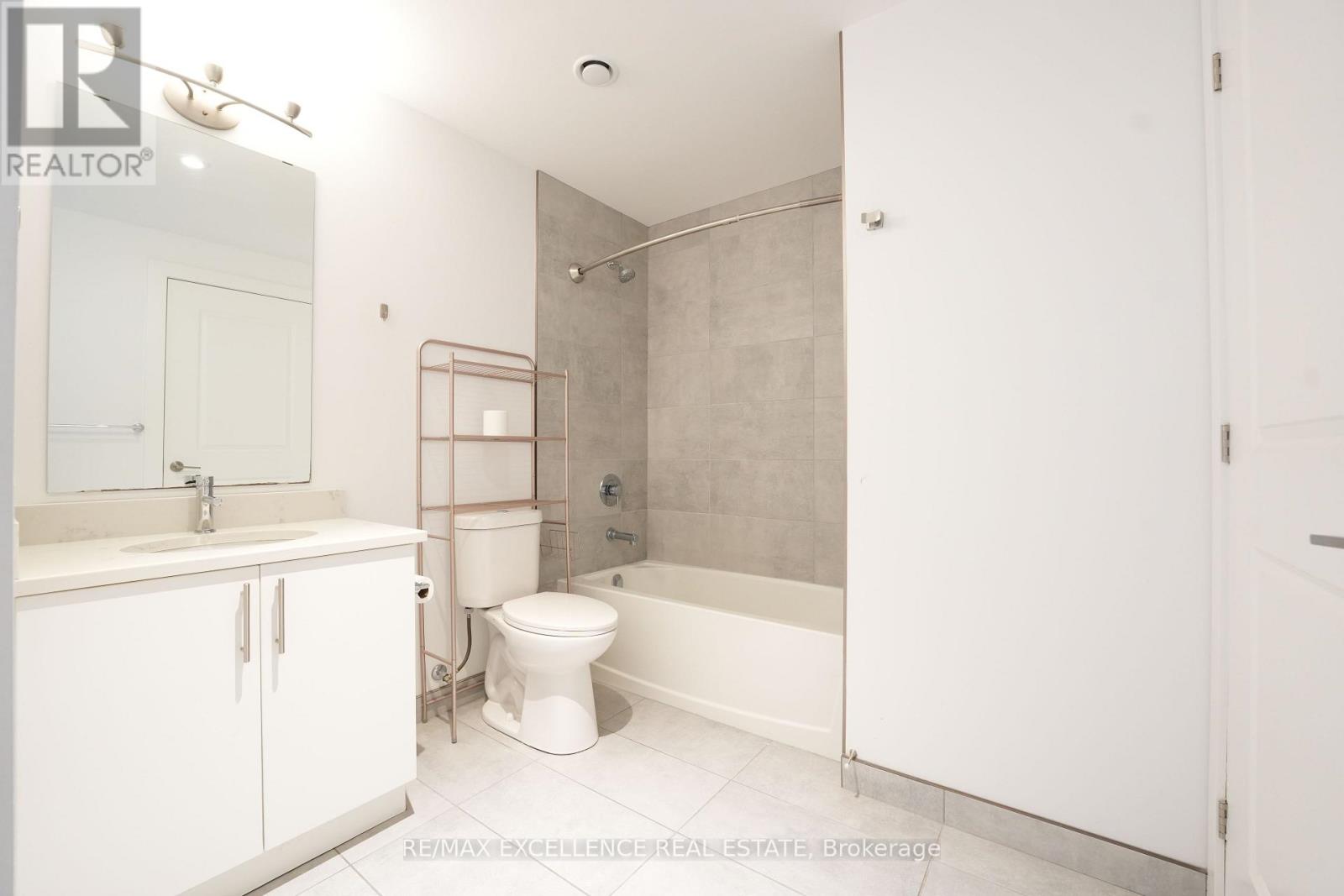 1002 - 181 King Street, Waterloo, Ontario  N2J 0E7 - Photo 10 - X12481924