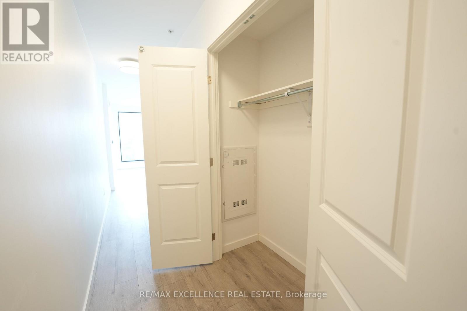 1002 - 181 King Street, Waterloo, Ontario  N2J 0E7 - Photo 12 - X12481924