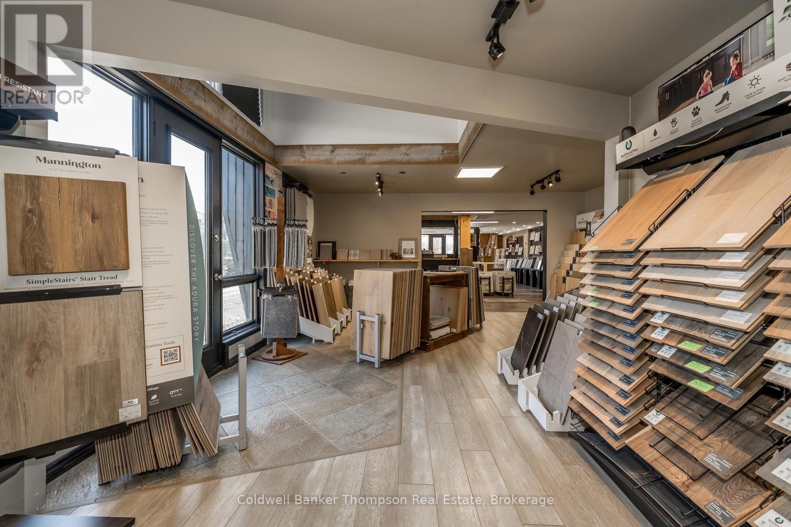 112 Lindgren Road W, Huntsville, Ontario P1H 1Y2 - Photo 17 - X12465961