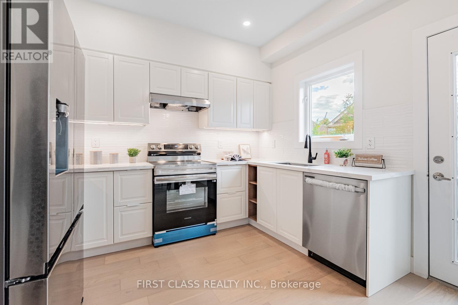 268 Roy Rainey Avenue, Markham, Ontario  L6E 1P8 - Photo 12 - N12481644