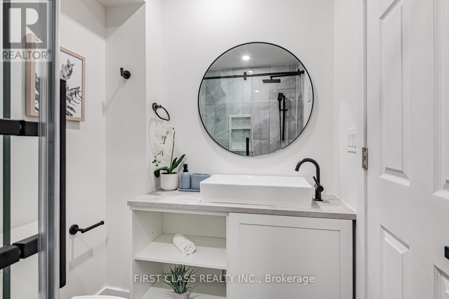 268 Roy Rainey Avenue, Markham, Ontario  L6E 1P8 - Photo 19 - N12481644