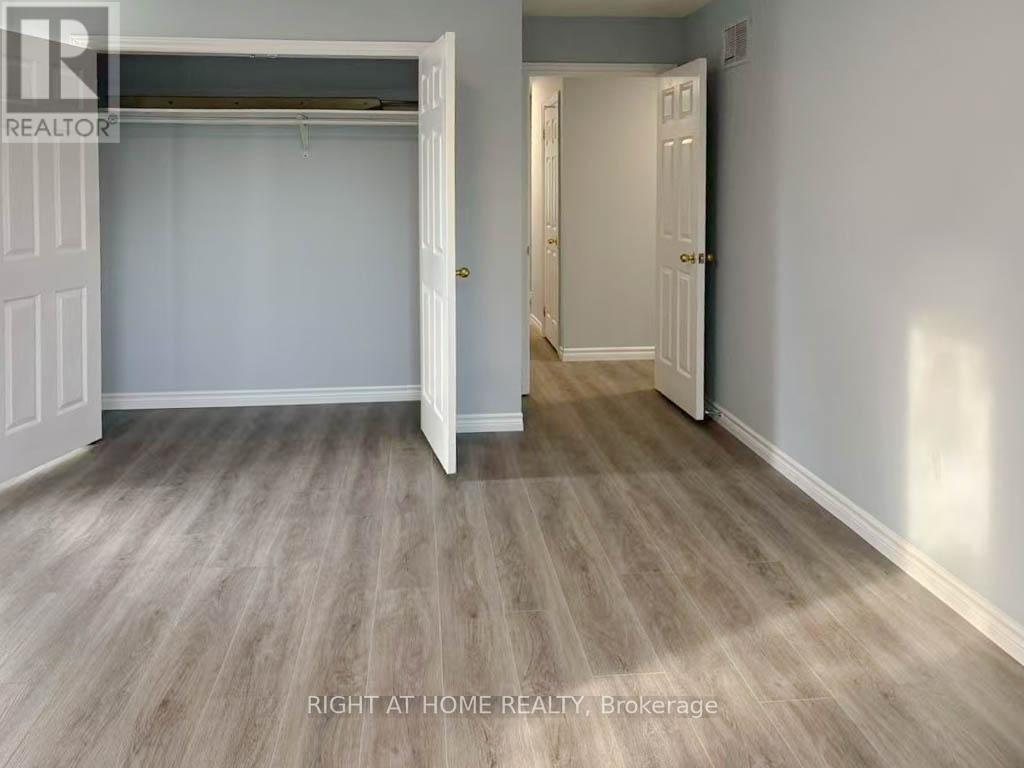 4405 Simcoe Street, Niagara Falls, Ontario  L2E 1T7 - Photo 39 - X12354682