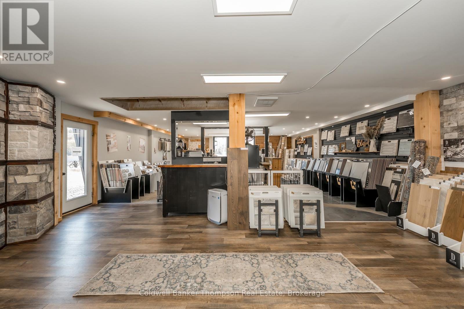 112 Lindgren Road W, Huntsville, Ontario P1H 1Y2 - Photo 14 - X12465961