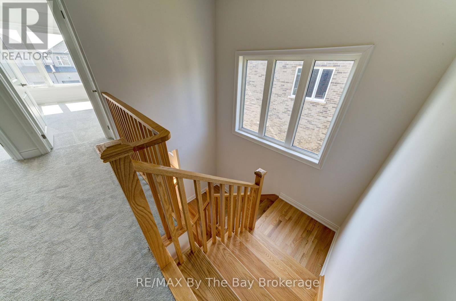39 Lisa Street, Wasaga Beach, Ontario  L9Z 1J9 - Photo 24 - S12481984