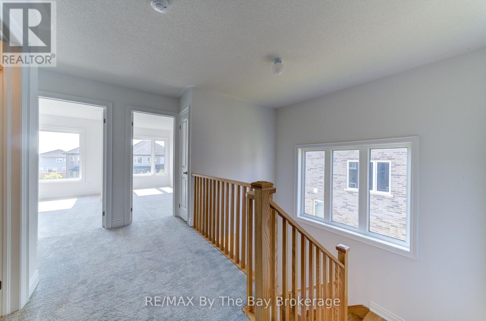 39 Lisa Street, Wasaga Beach, Ontario  L9Z 1J9 - Photo 30 - S12481984