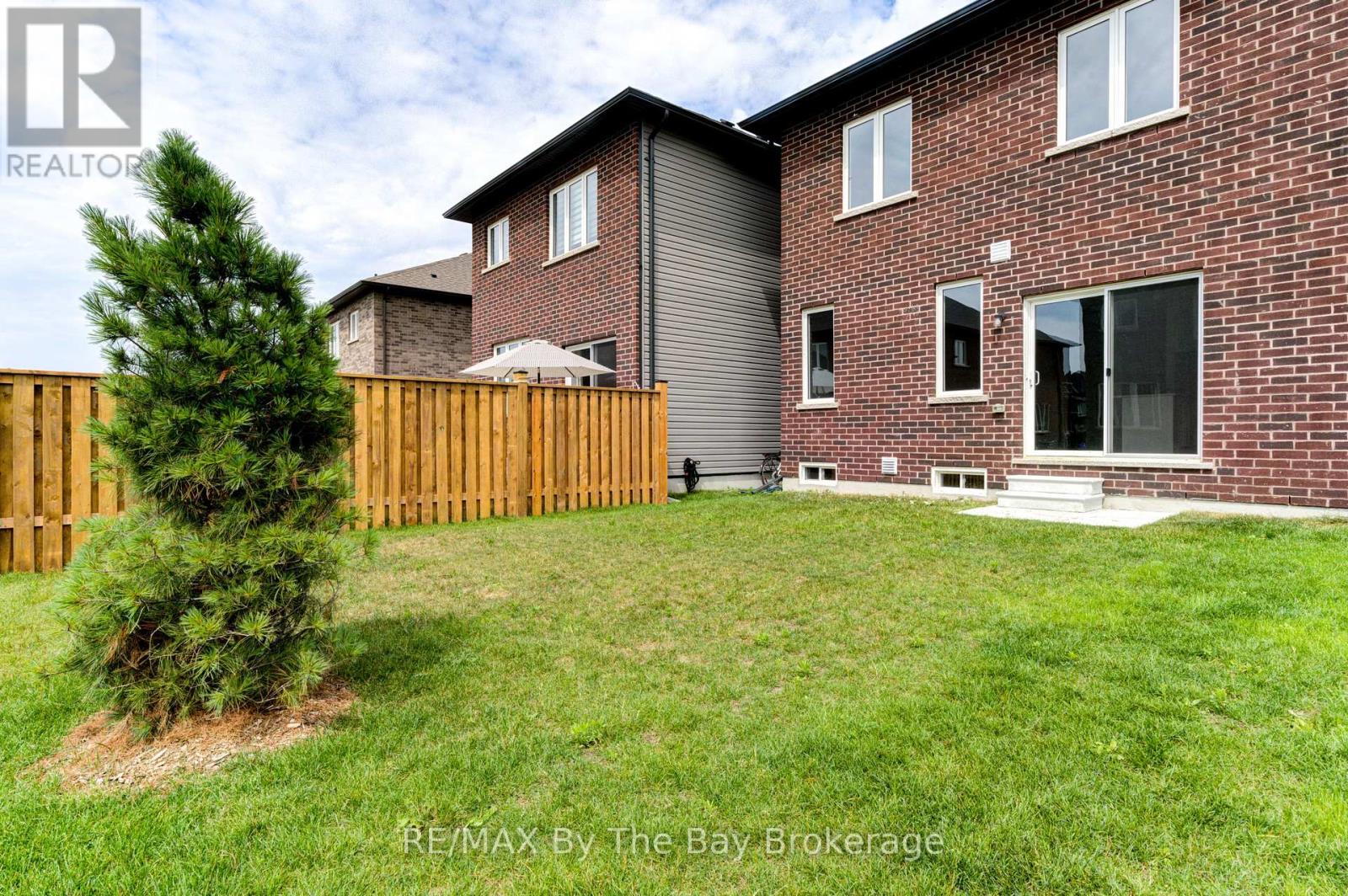 28 Autumn Drive, Wasaga Beach, Ontario  L9Z 0K7 - Photo 36 - S12481985