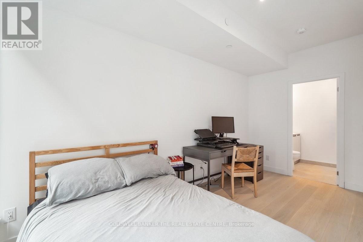 307 - 160 Kingsway Crescent, Toronto, Ontario  M8X 0B5 - Photo 13 - W12481951