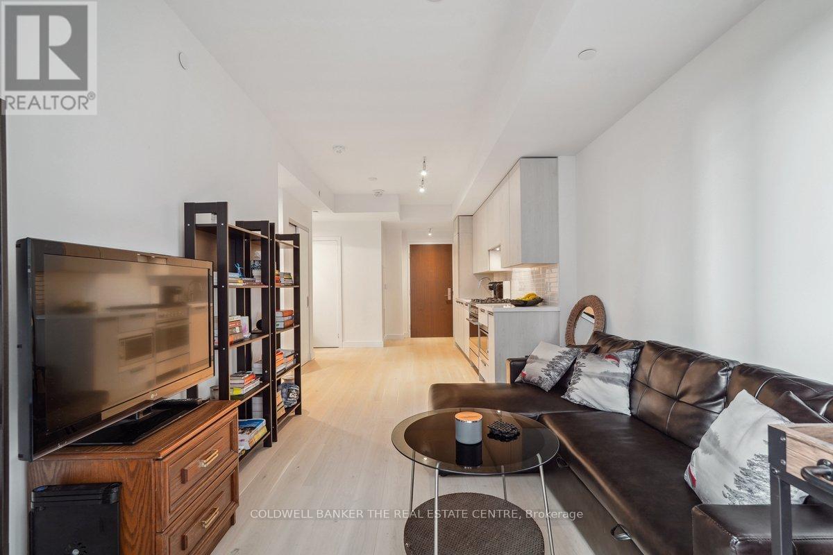 307 - 160 Kingsway Crescent, Toronto, Ontario  M8X 0B5 - Photo 8 - W12481951