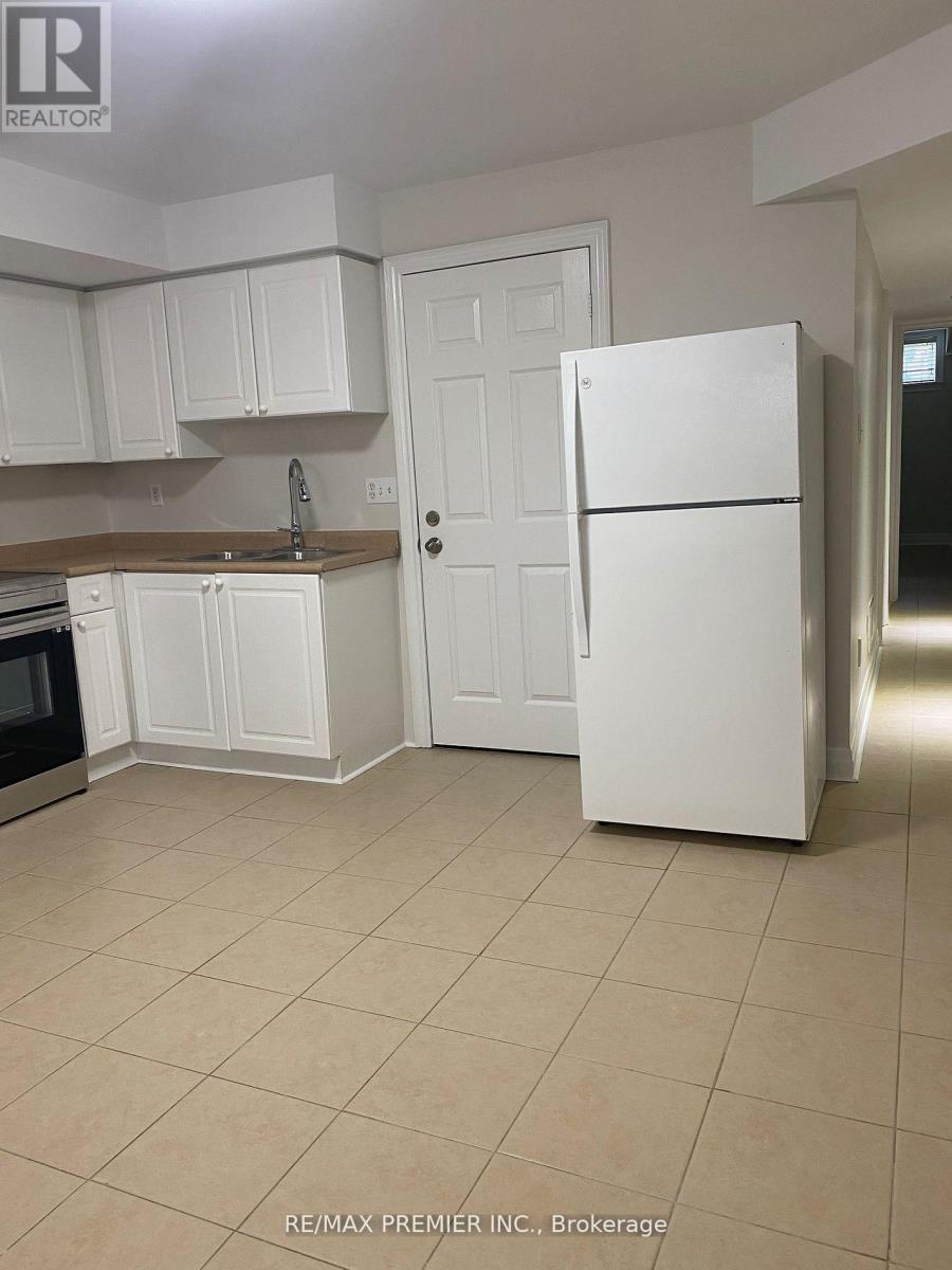 Bsmt - 34 Algarve Crescent, Toronto, Ontario  M6N 5E8 - Photo 6 - W12481953