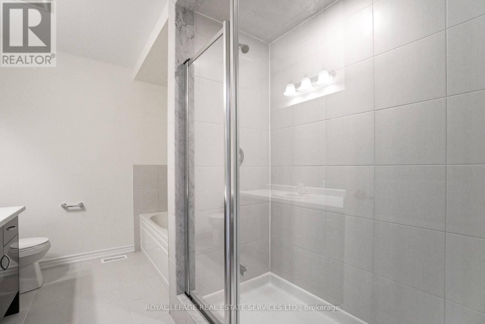 2 - 515 Garner Road, Hamilton, Ontario  L9G 3K9 - Photo 21 - X12481945