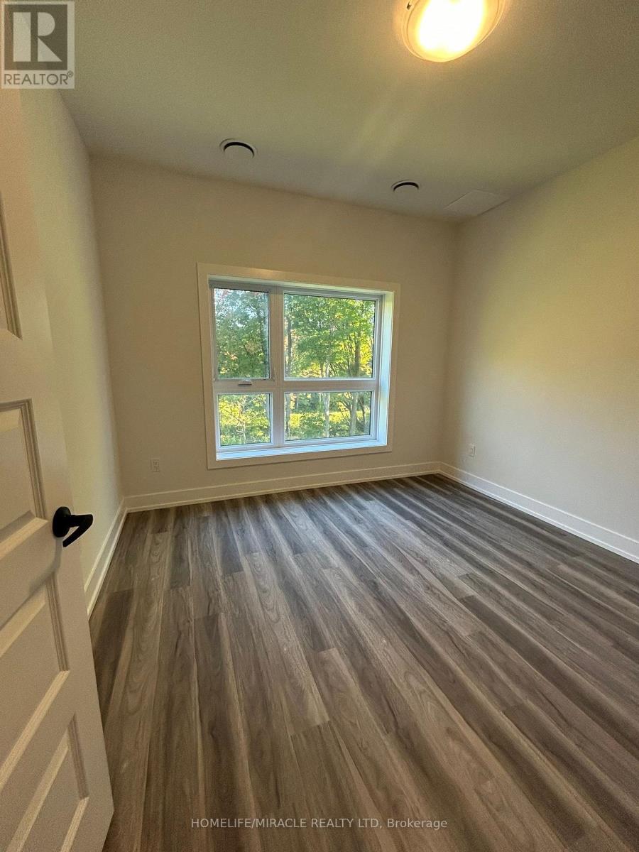 221 - 1100 Lackner Place, Kitchener, Ontario  N2A 0M1 - Photo 11 - X12481954