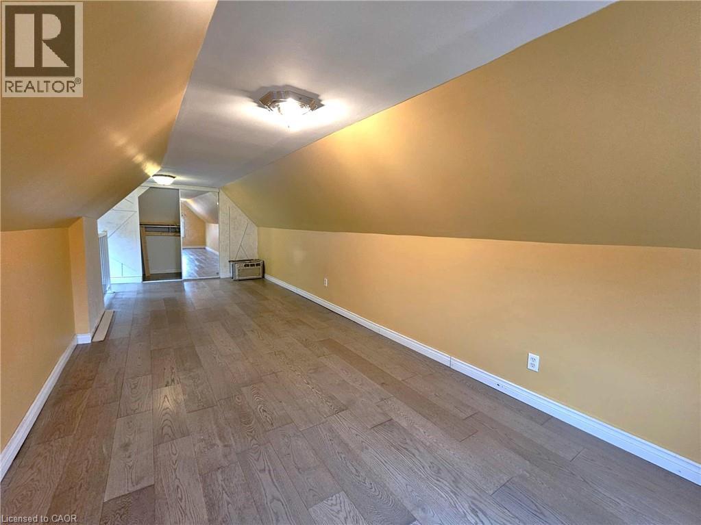 35 Fairleigh Avenue N, Hamilton, Ontario  L8L 6H1 - Photo 17 - 40781780