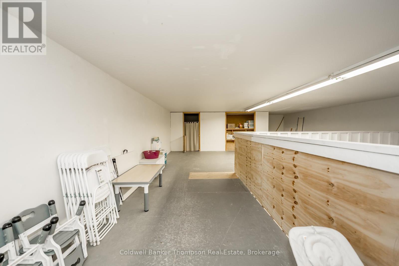 112 Lindgren Road W, Huntsville, Ontario P1H 1Y2 - Photo 36 - X12465961