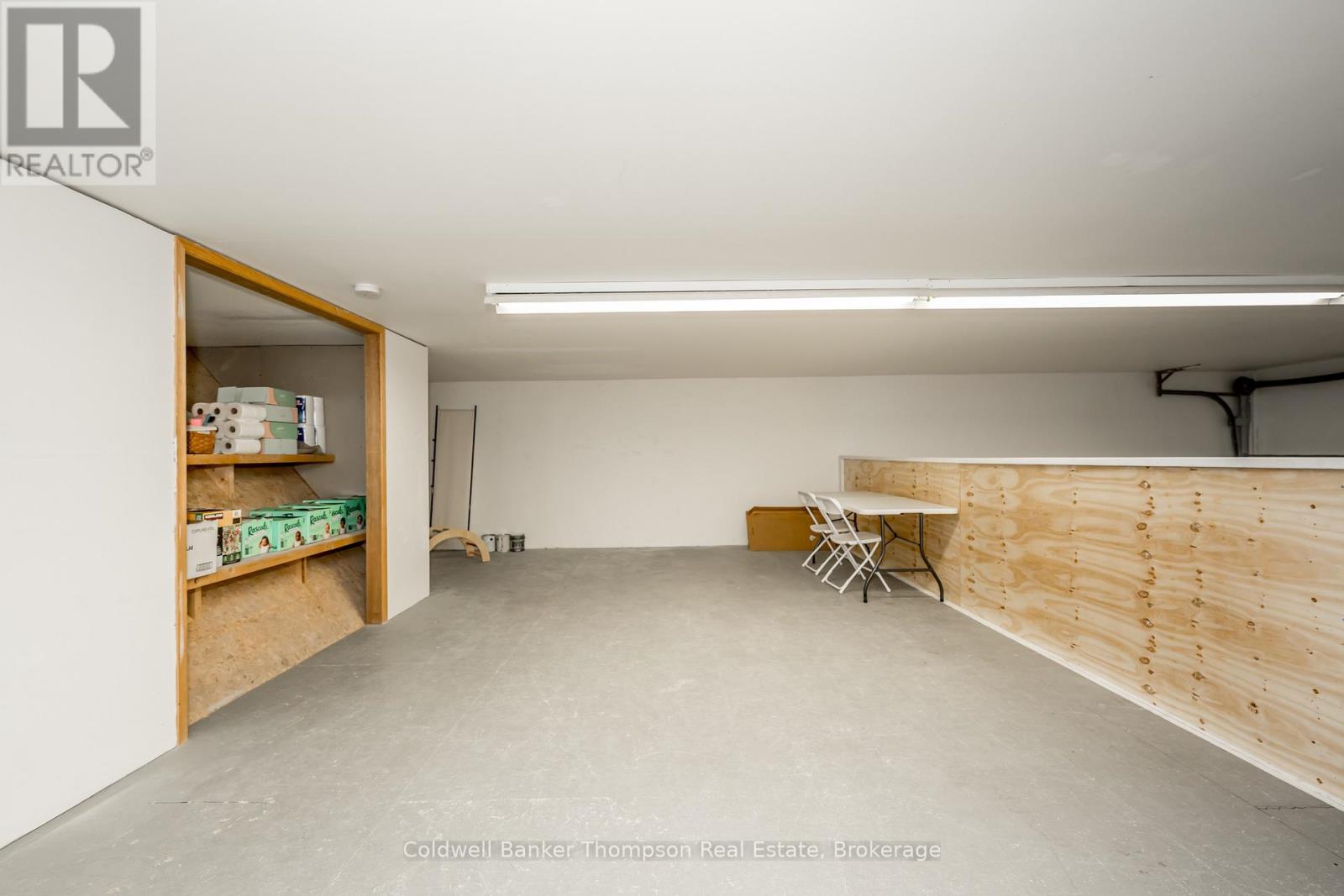 112 Lindgren Road W, Huntsville, Ontario P1H 1Y2 - Photo 39 - X12465961