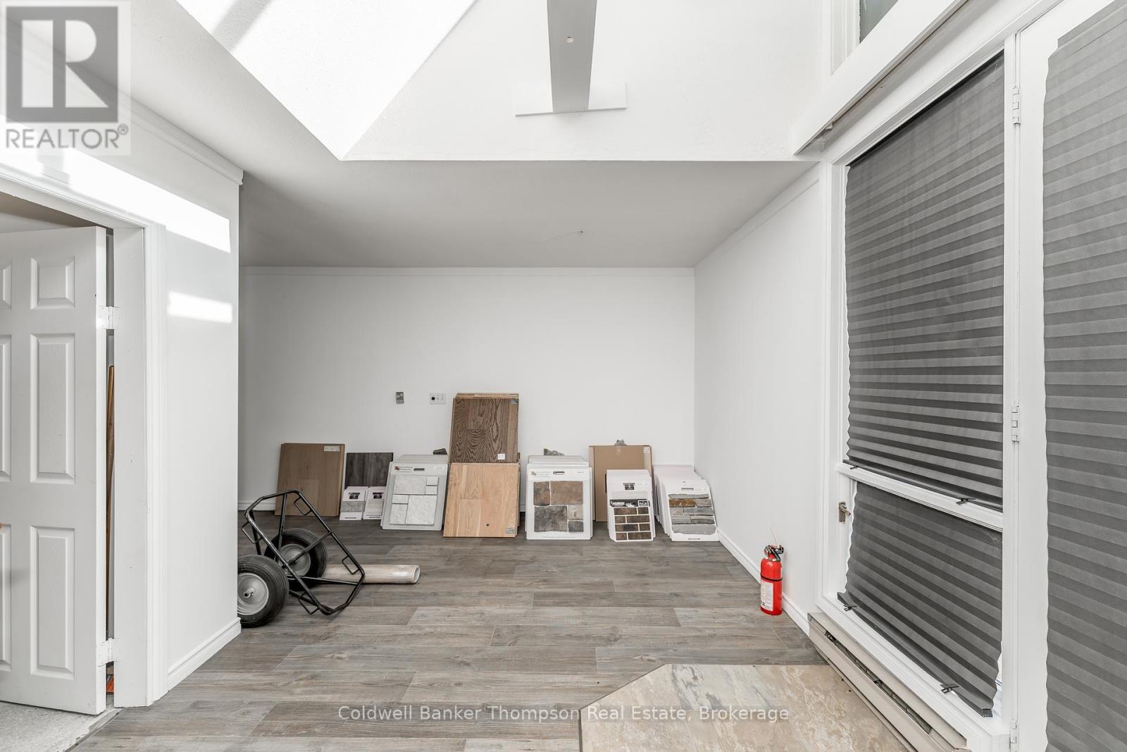 112 Lindgren Road W, Huntsville, Ontario P1H 1Y2 - Photo 41 - X12465961