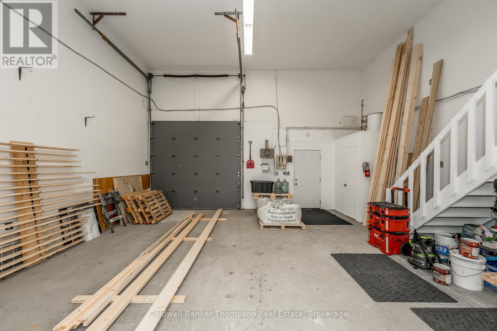 112 Lindgren Road W, Huntsville, Ontario P1H 1Y2 - Photo 43 - X12465961