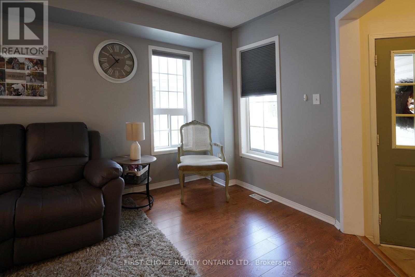 42 Gunning Crescent, New Tecumseth (Tottenham), Ontario  L0G 1W0 - Photo 13 - N12442129