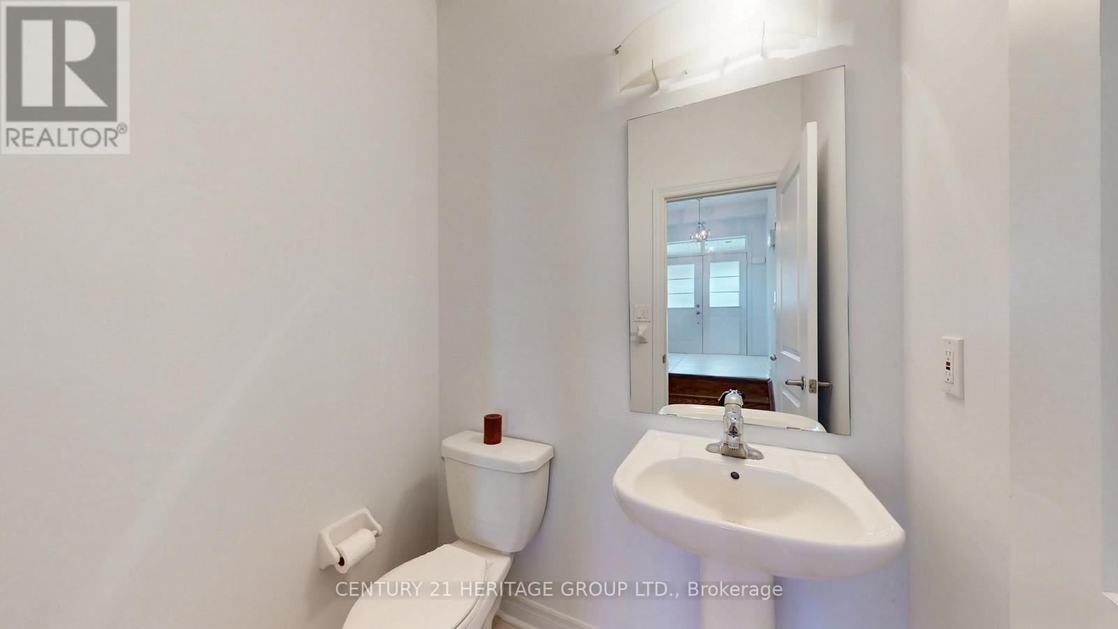 68 Barrow Avenue, Bradford West Gwillimbury, Ontario  L3Z 0W1 - Photo 19 - N12480078