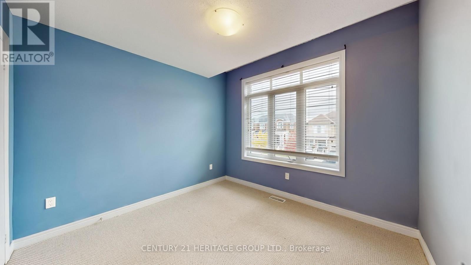 68 Barrow Avenue, Bradford West Gwillimbury, Ontario  L3Z 0W1 - Photo 31 - N12480078