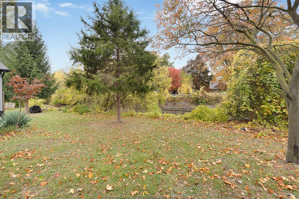 1595 Sprucewood Avenue, Lasalle, Ontario    - Photo 28 - 25025438