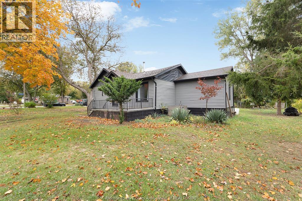 1595 Sprucewood Avenue, Lasalle, Ontario    - Photo 29 - 25025438